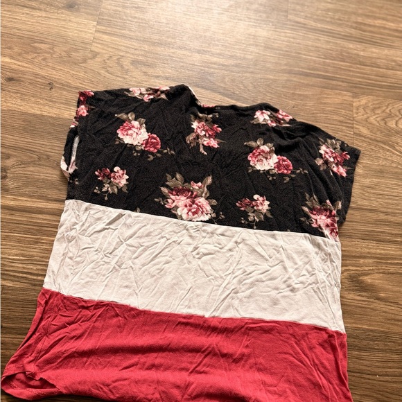 Rue21 Floral Colorblock Short Sleeve Top - Black, White, Red - Picture 2 of 4